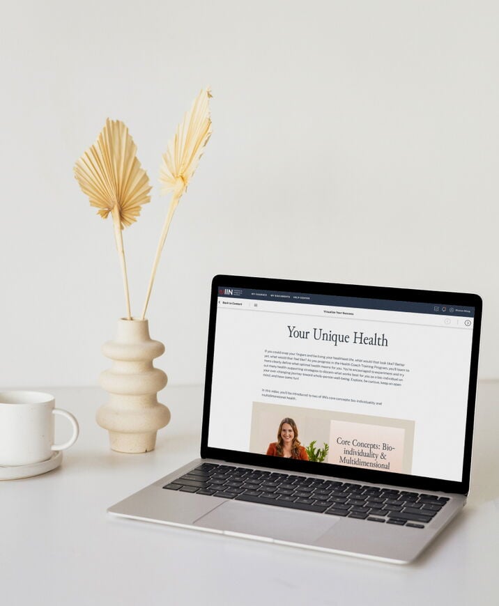 web-630_surface-qjd6go0dxxi-unsplash_1