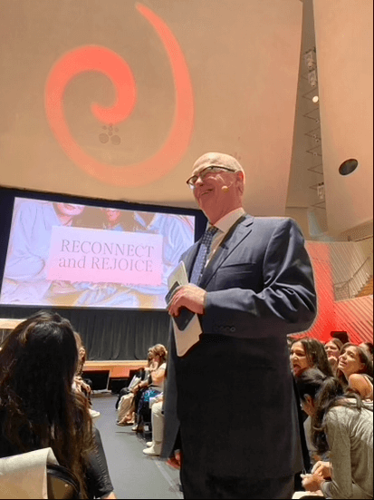 joshua rosenthal speaking at miami 2022 event